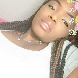 Meet your Posher, Rashelle